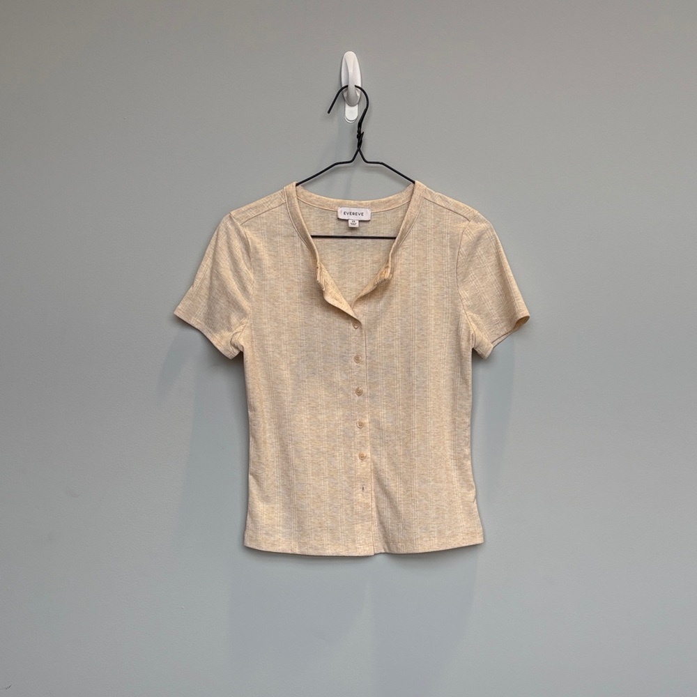 Evereve Beige Short Sleeve Button-Down Shirt